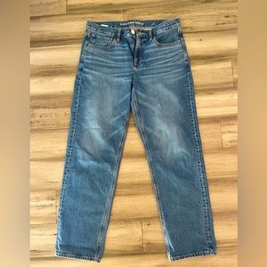 American eagle mom jeans size 8